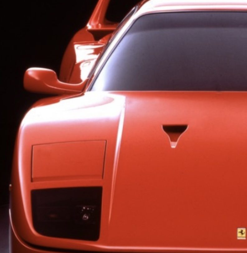 FERRARI F40 (1990)